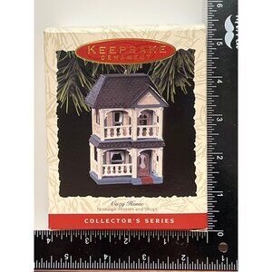 1993 HALLMARK KEEPSAKE ORNAMENT QX417-5 COZY HOME NOSTALGIC HOUSES AND SHOPS